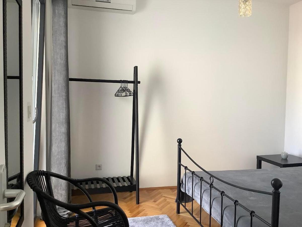 22 - Beachfront Guest house *